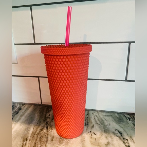 Francesca’s Pink Tumbler w/ straw - Picture 1 of 3